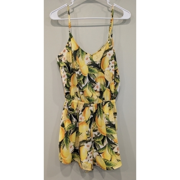 Show Me Your Mumu Rorey Citrus Lemon Romper Size Small - Picture 2 of 6